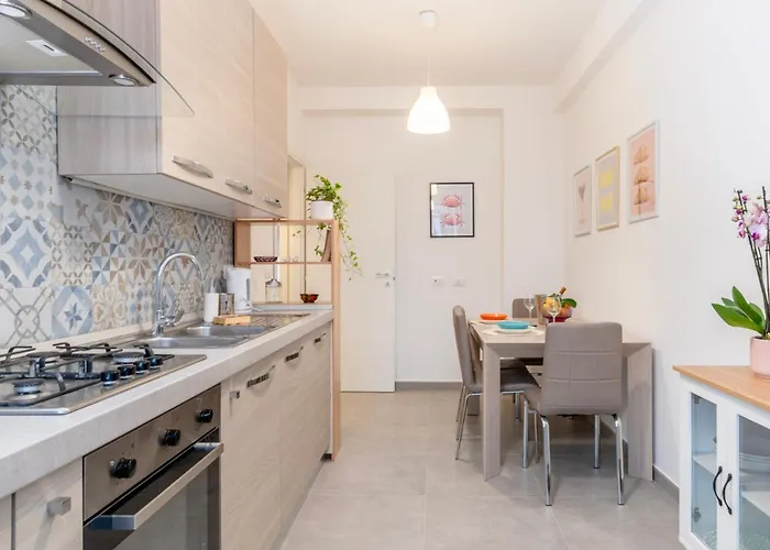 Stanza Alpigneto Guest house Rome